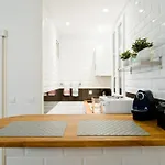 Elegant Appartement Proche Champs Elysees