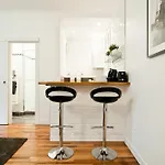 Elegant Appartement Proche Champs Elysees