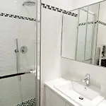 Elegant Appartement Proche Champs Elysees
