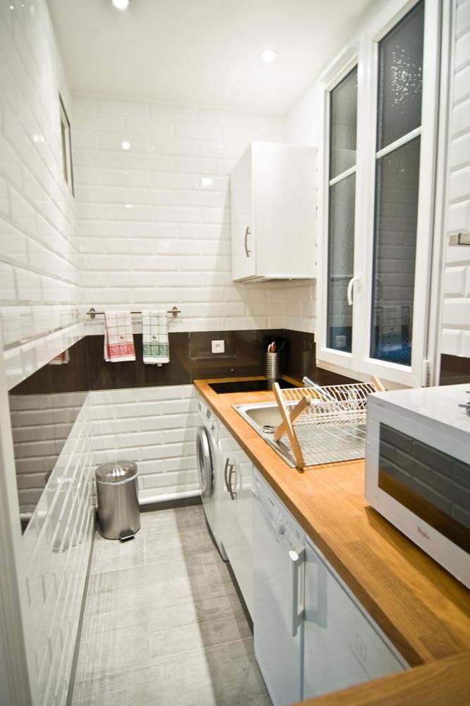 Apartment Elegant Proche Champs Elysees Paris