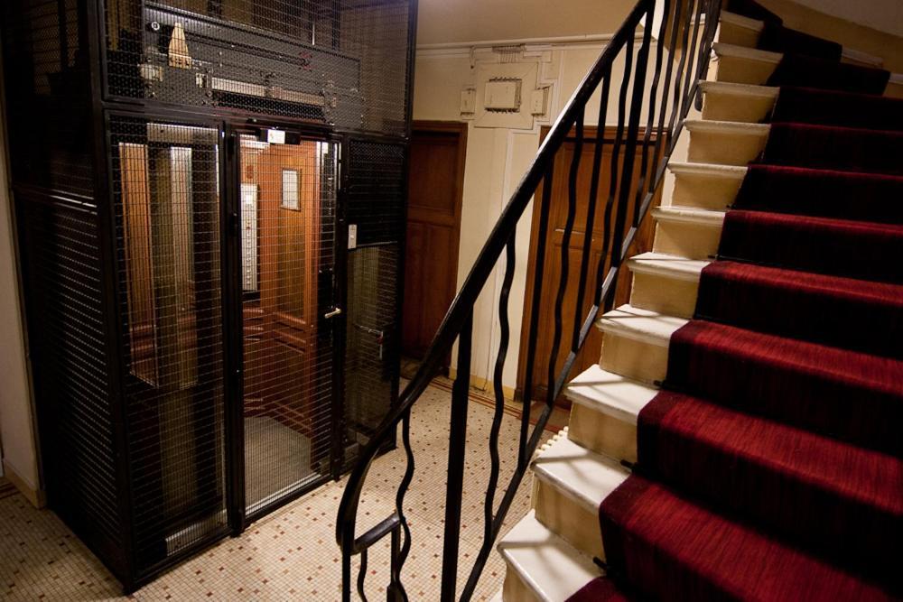 Apartment Elegant Proche Champs Elysees